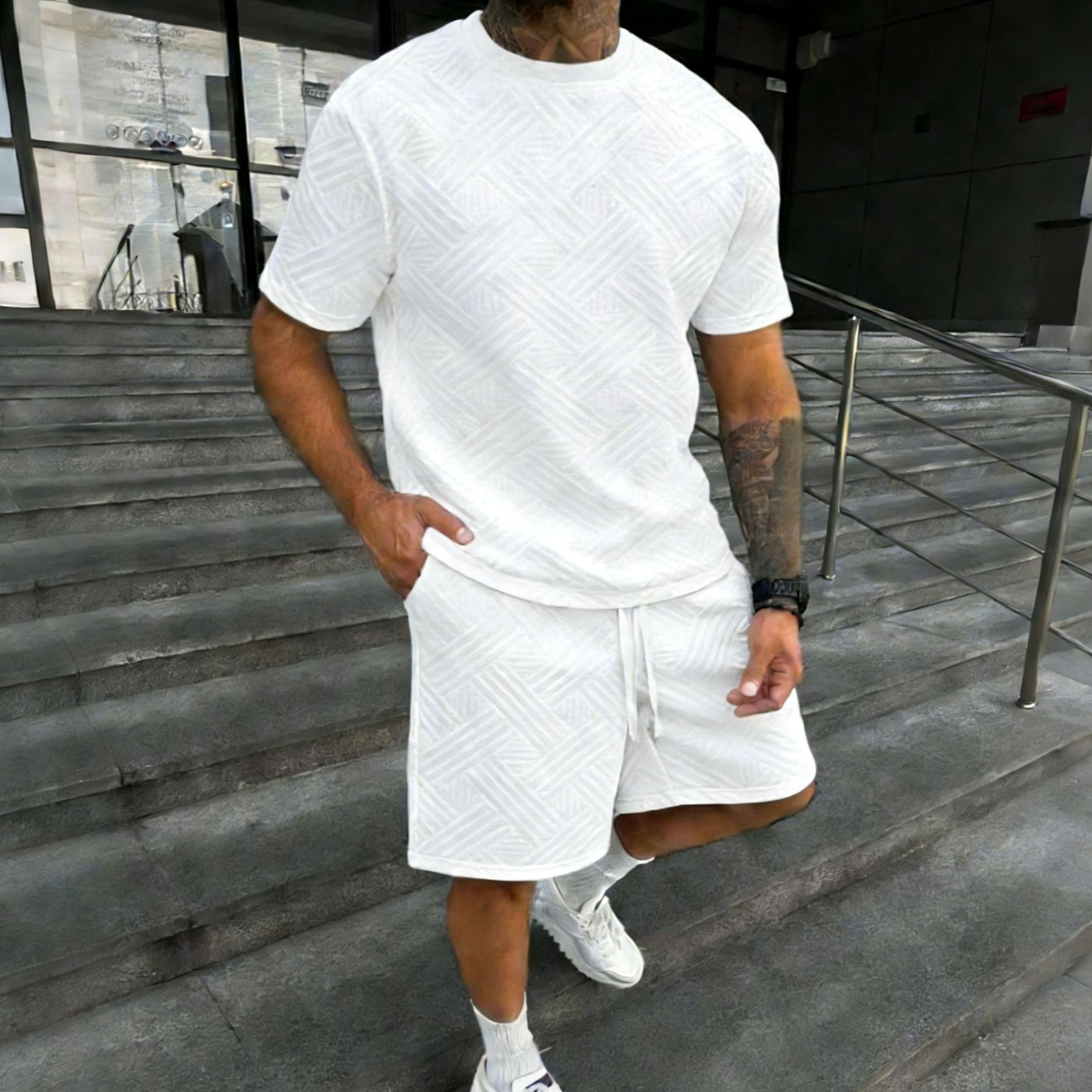 Street Fashion Tshirt - New men's summer jacquard short-sleeved shirt